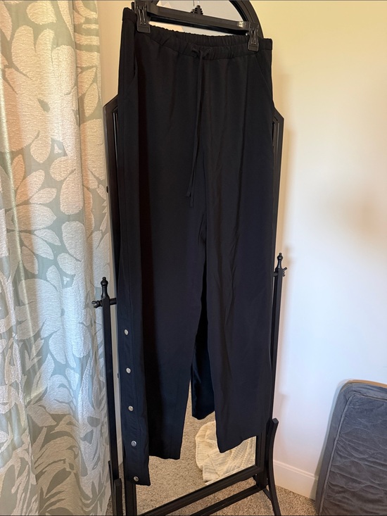 Athleta Pants - Athleta Black Snap-Trim Pull-On Track Pants